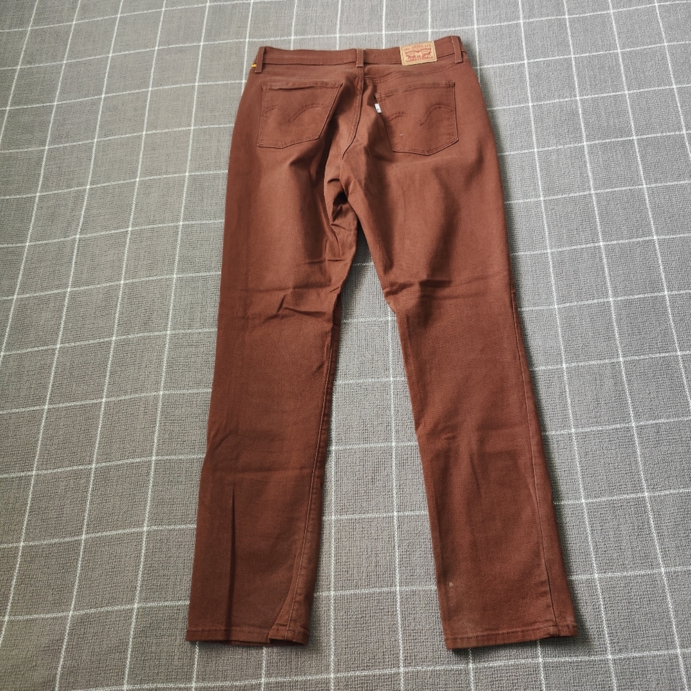 Levi's Classic Straight Jeans - Picture 8 of 8